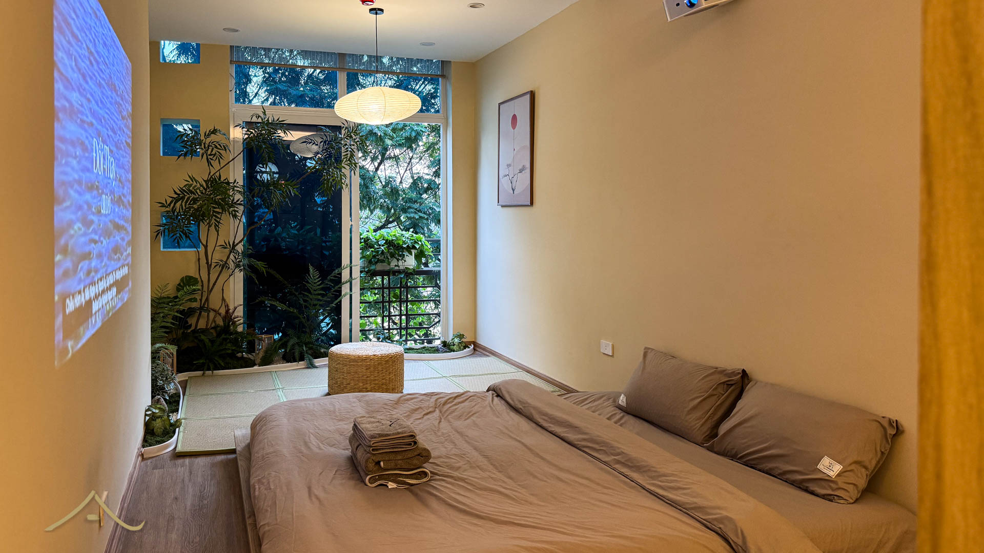 Japandi Lightwood Room 2.7